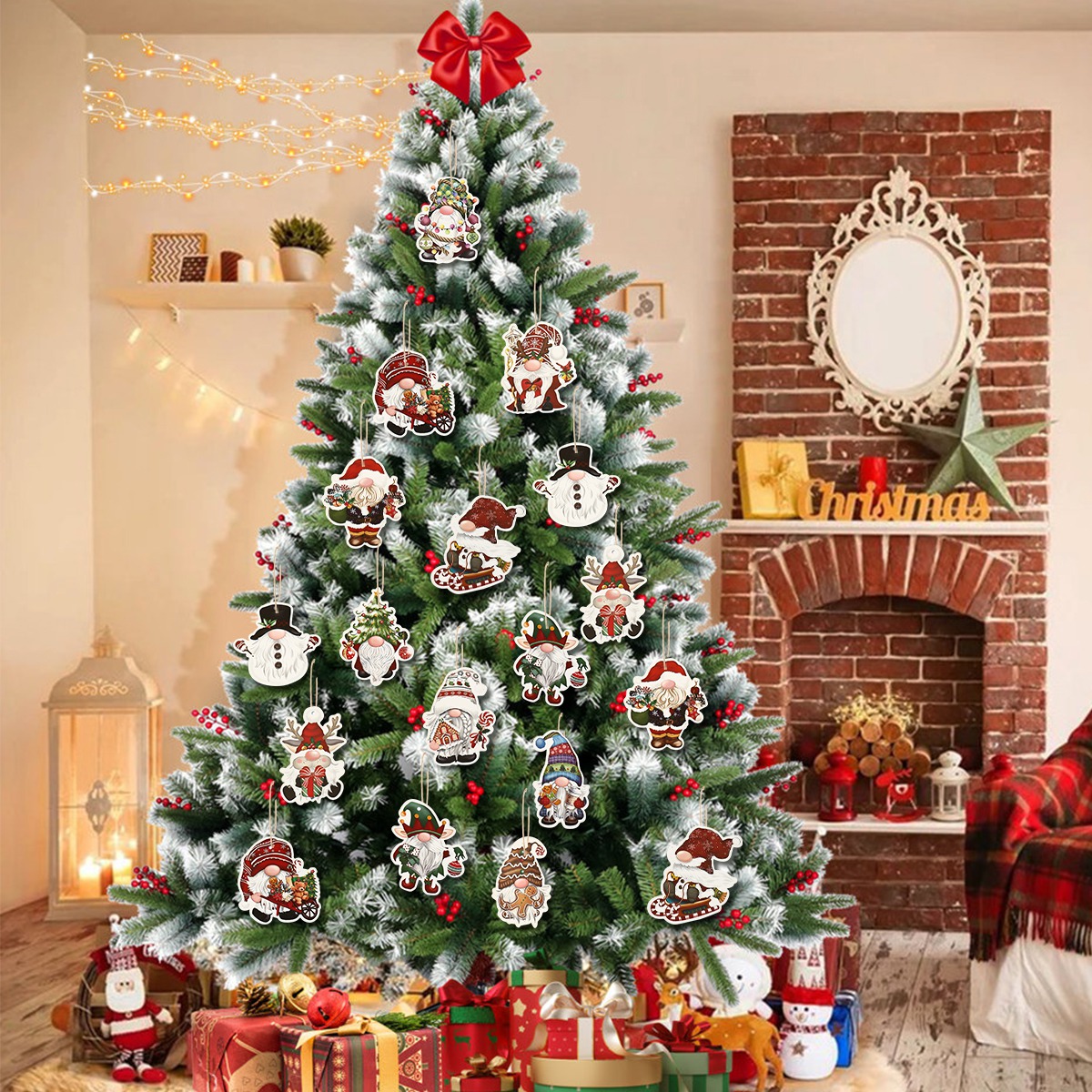 クリスマスサンタノーム紙ペンダント、木の装飾品、家の装飾、新 - Home Bargains のレビューと価格